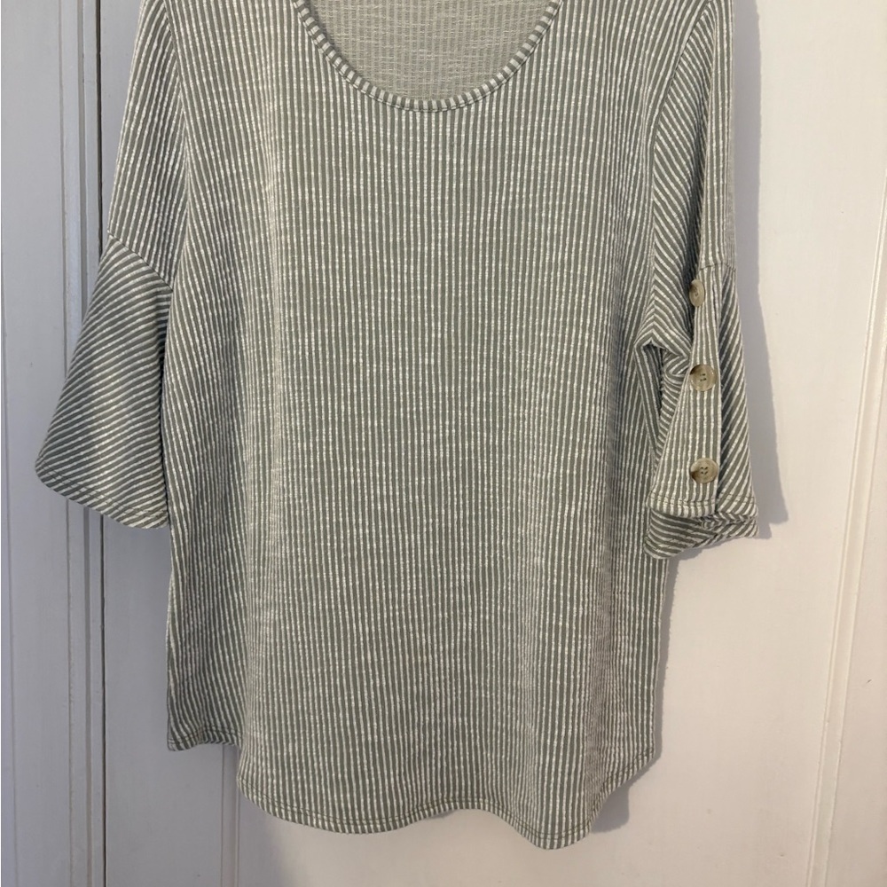Chic Striped Women's Blouse in Gray